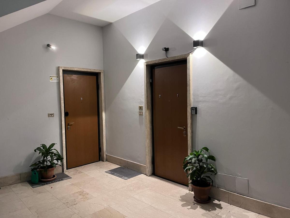 Minardi Apartments Vercelli Bagian luar foto